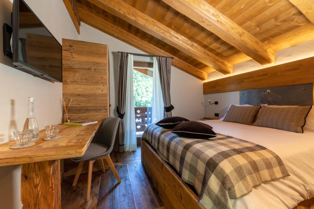 La Cascata Chambres D'Hotes La Salle Extérieur photo